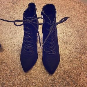 Size 8.5 suede heeled booties